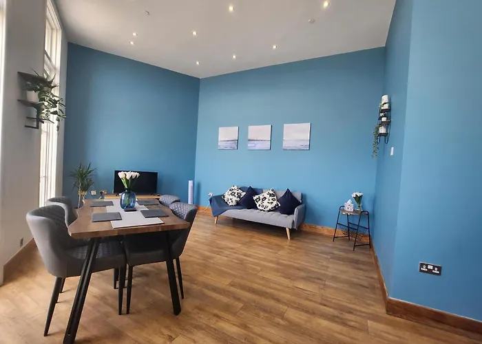 Imperial Suites Heart Of Margate! Sleeps 6