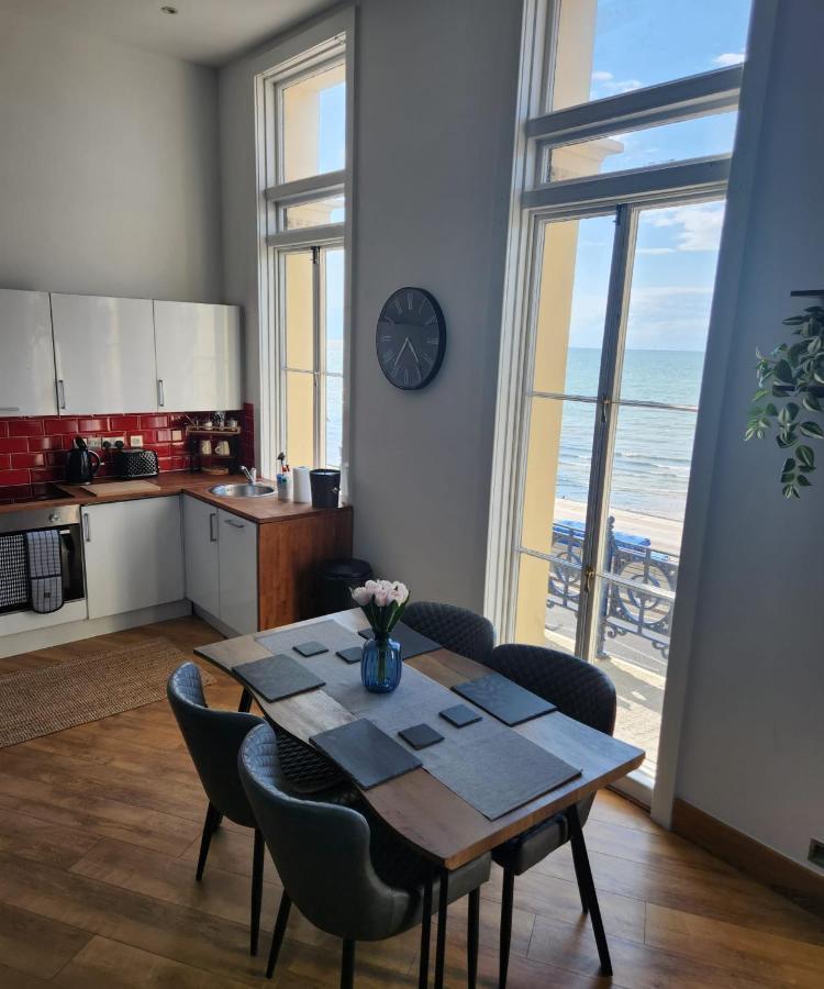Imperial Heart Of Margate! Sleeps 6 Apartment *