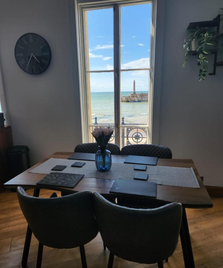 Apartment Imperial Heart Of Margate! Sleeps 6 Margate