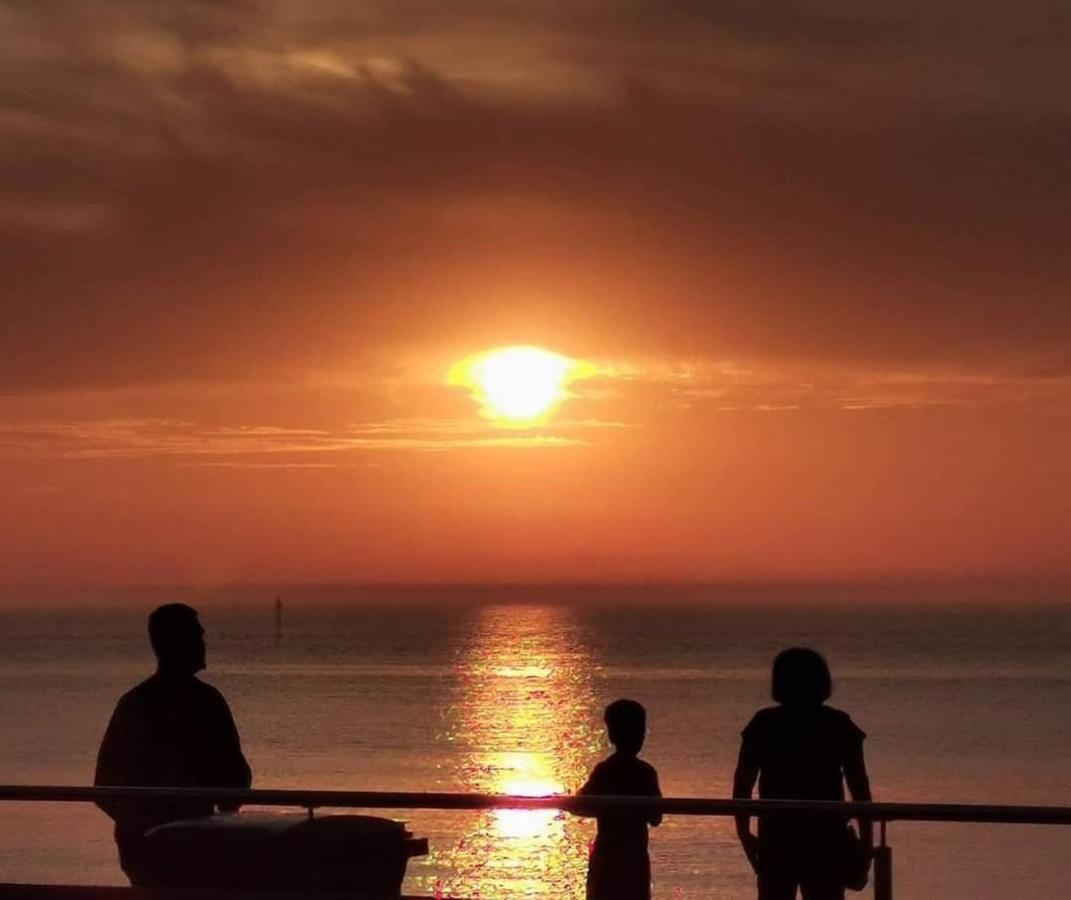 Apartment Imperial Heart Of Margate! Sleeps 6 *
