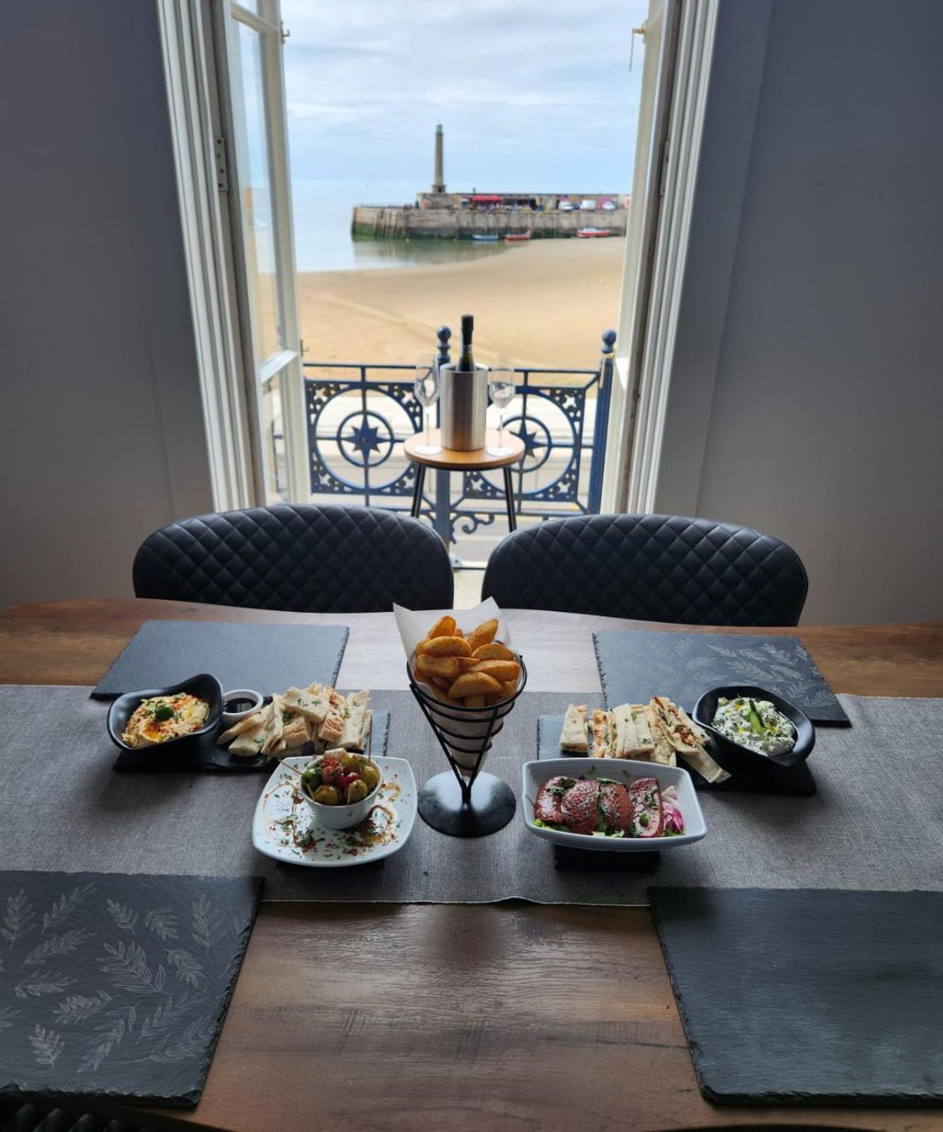 Apartment Imperial Heart Of Margate! Sleeps 6