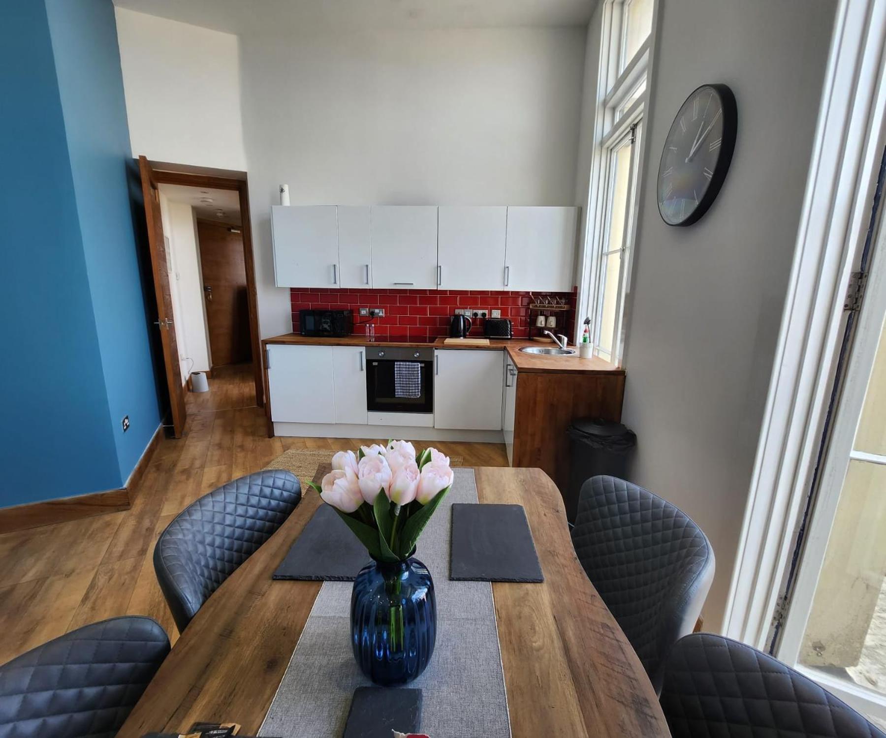 Imperial Heart Of Margate! Sleeps 6 * Margate